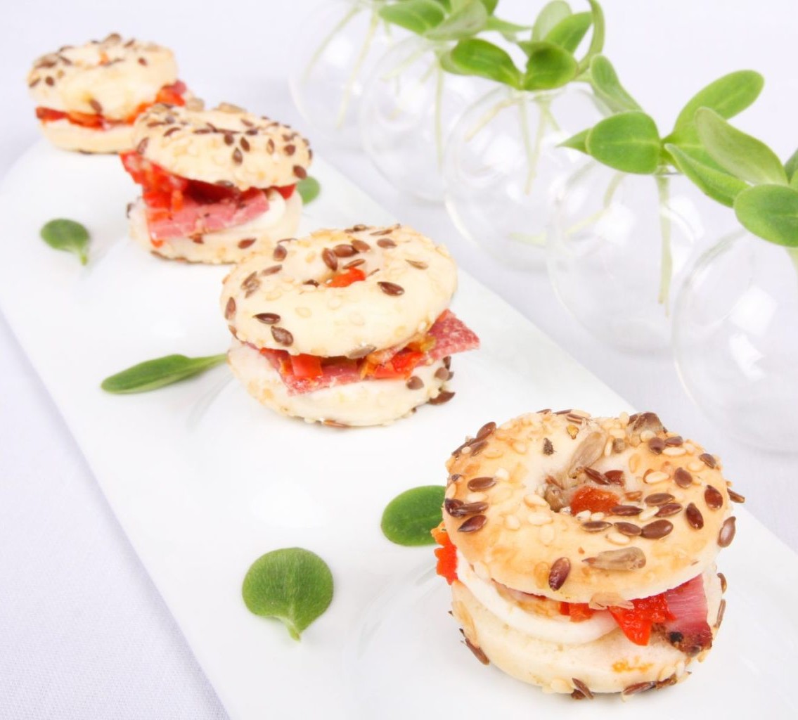 MINI BAGELS PASTRAMI – Image 2