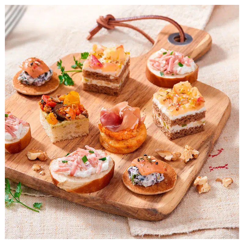 PETIT COCKTAIL FESTIF (13 pièces salées) – Image 4