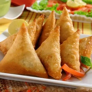 SAMOUSSAS AU BOEUF (à l'unité)