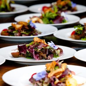 CHOISISSEZ VOS ENTRÉES POUR VOTRE REPAS SERVICE À TABLE