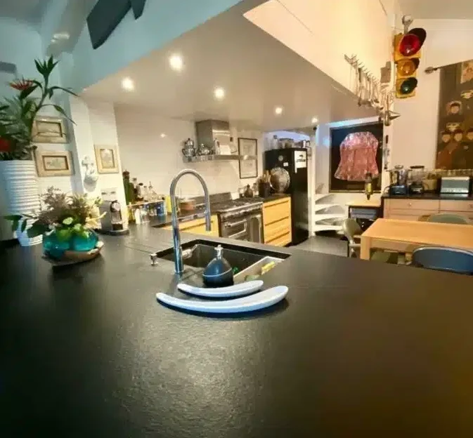 LE LOFT ART FEELING (93170) BAGNOLET – Image 4