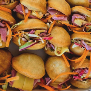 BOKIT GARNI, (choisisez la garniture de votre choix )