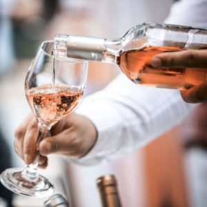 CHOISISSEZ UN VIN ROSÉ POUR VOTRE ÉVÉNEMENT