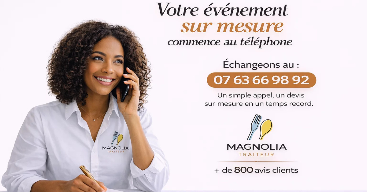 Une femme souriante en uniforme de Magnolia Traiteur parle au téléphone, un stylo à la main. Text propose des services événementiels personnalisés, numéro de téléphone 07 63 66 98 92, et déclare avoir plus de 800 clients.