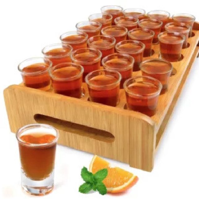 PLATEAU DE 24 VERRES À TI PUNCH
